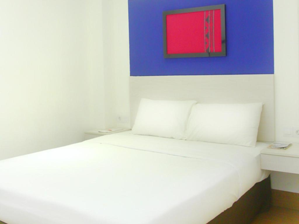 Dragon Inn Kendari Szoba fotó