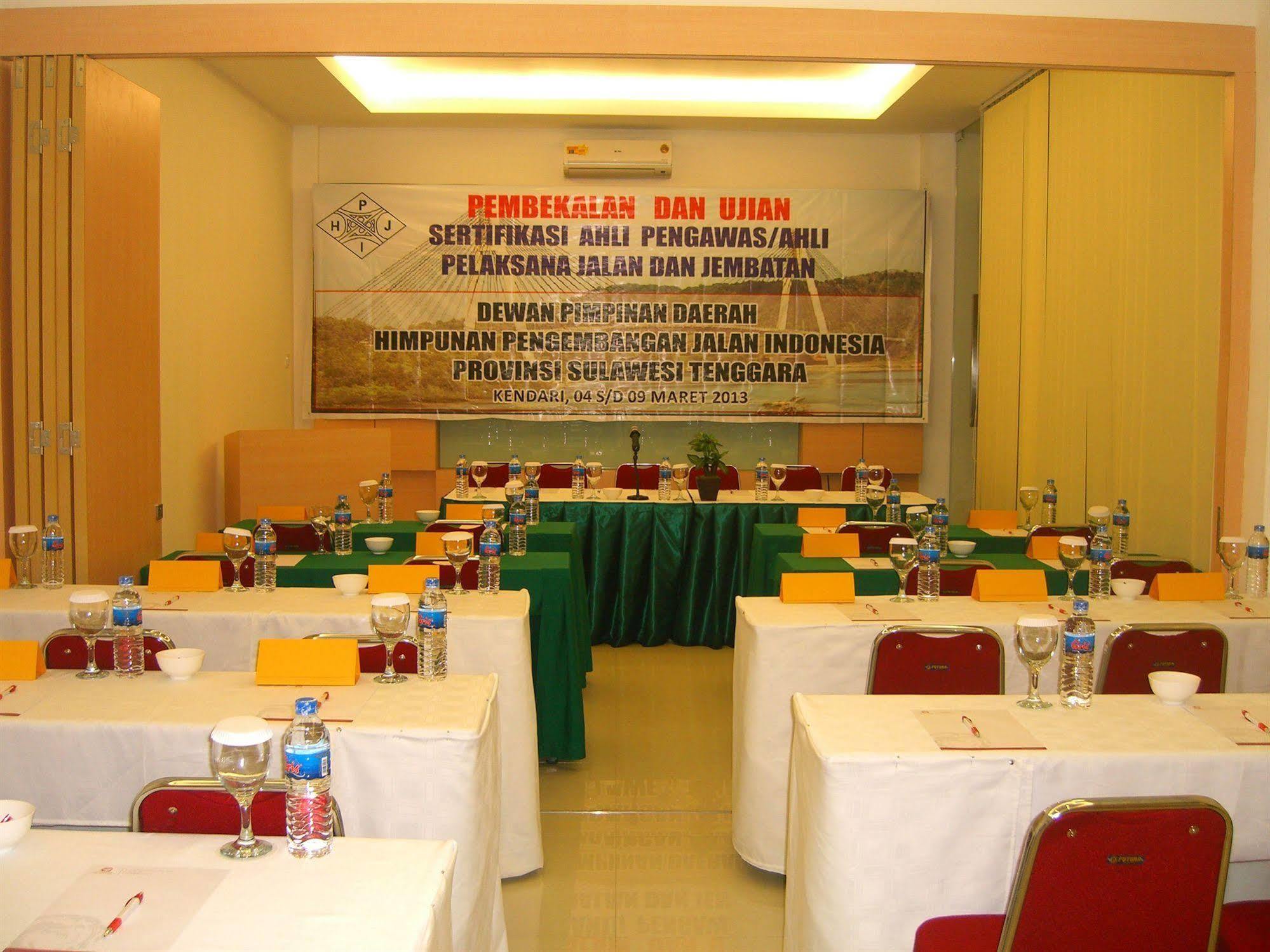 Dragon Inn Kendari Kültér fotó